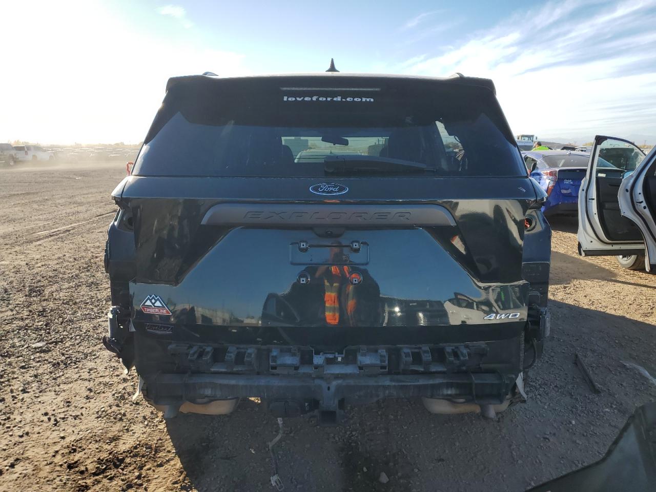 Ford Explorer Timberline Image 14