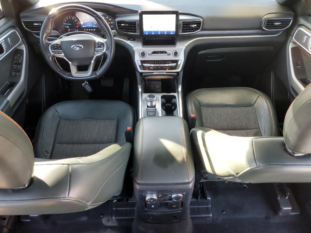 Ford Explorer Timberline Image 7