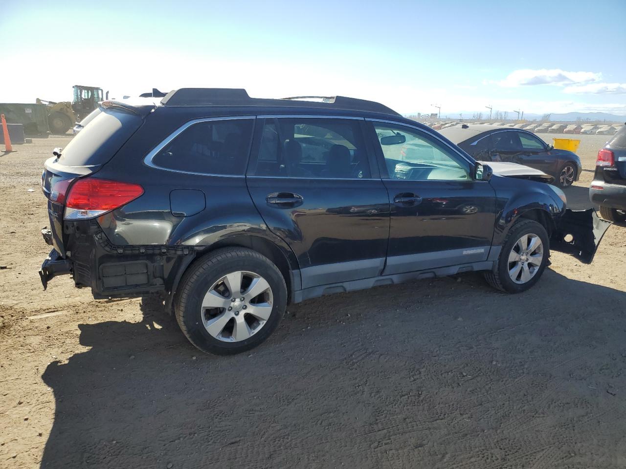 Subaru Outback 2.5i Limited Image 4