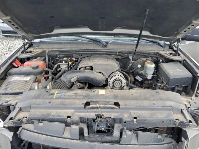 GMC Yukon K1500 Image 11