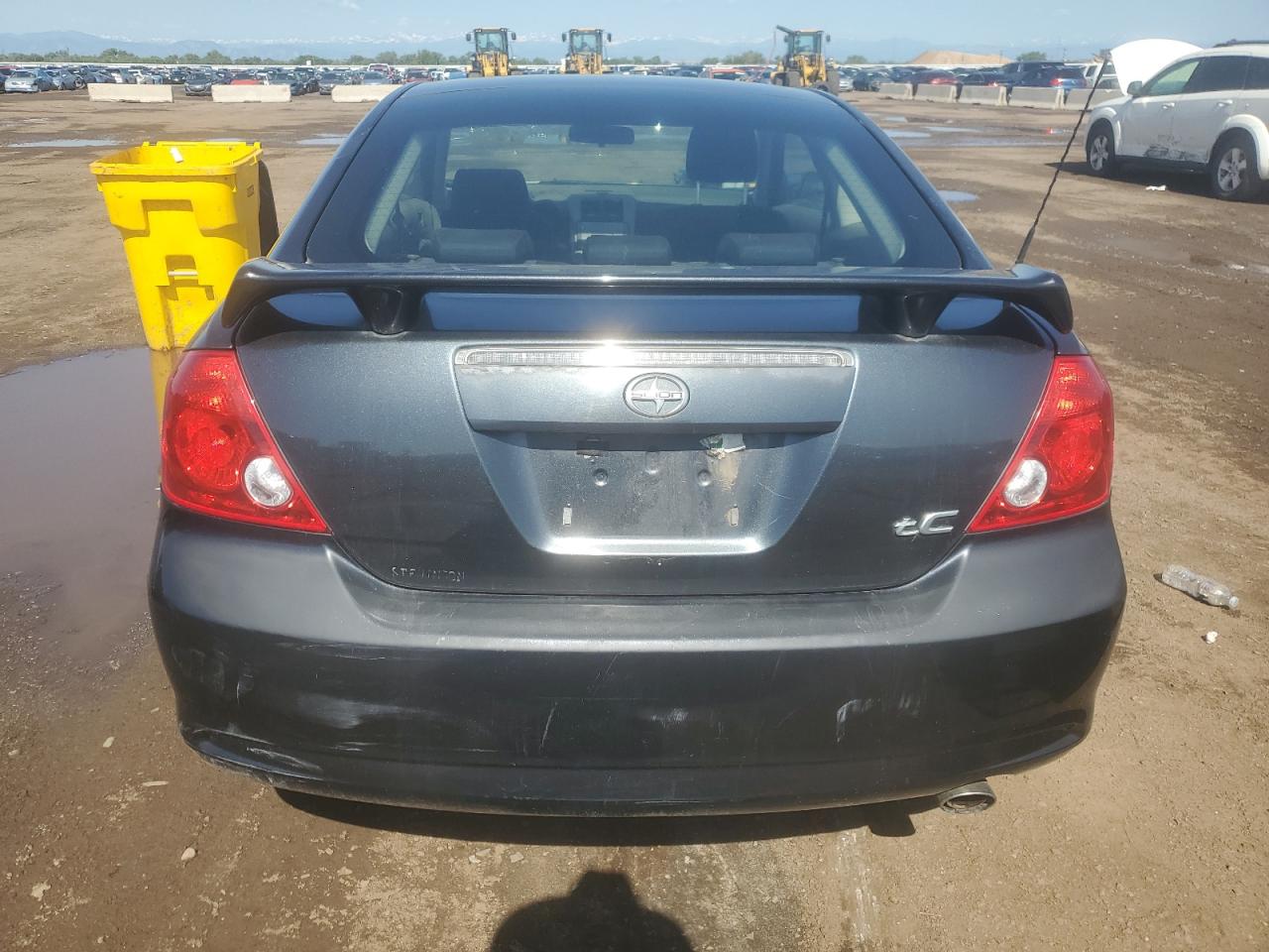 Toyota Scion Image 7