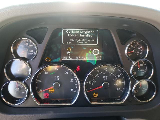 Peterbilt 579 Image 10