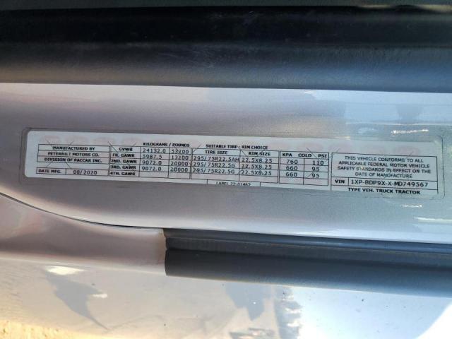 Peterbilt 579 Image 8