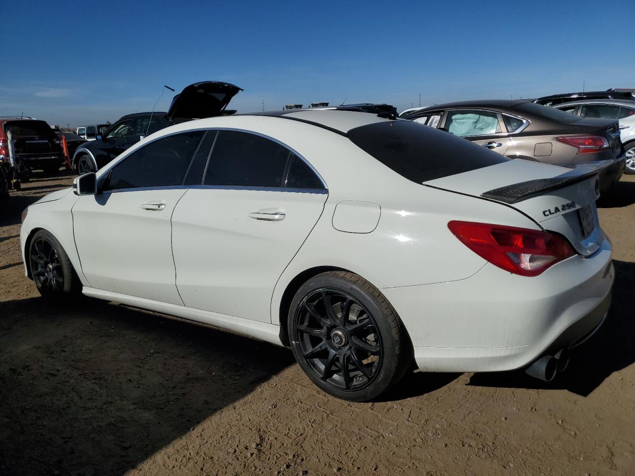 Mercedes-Benz Cla-class 250 4matic Image 2