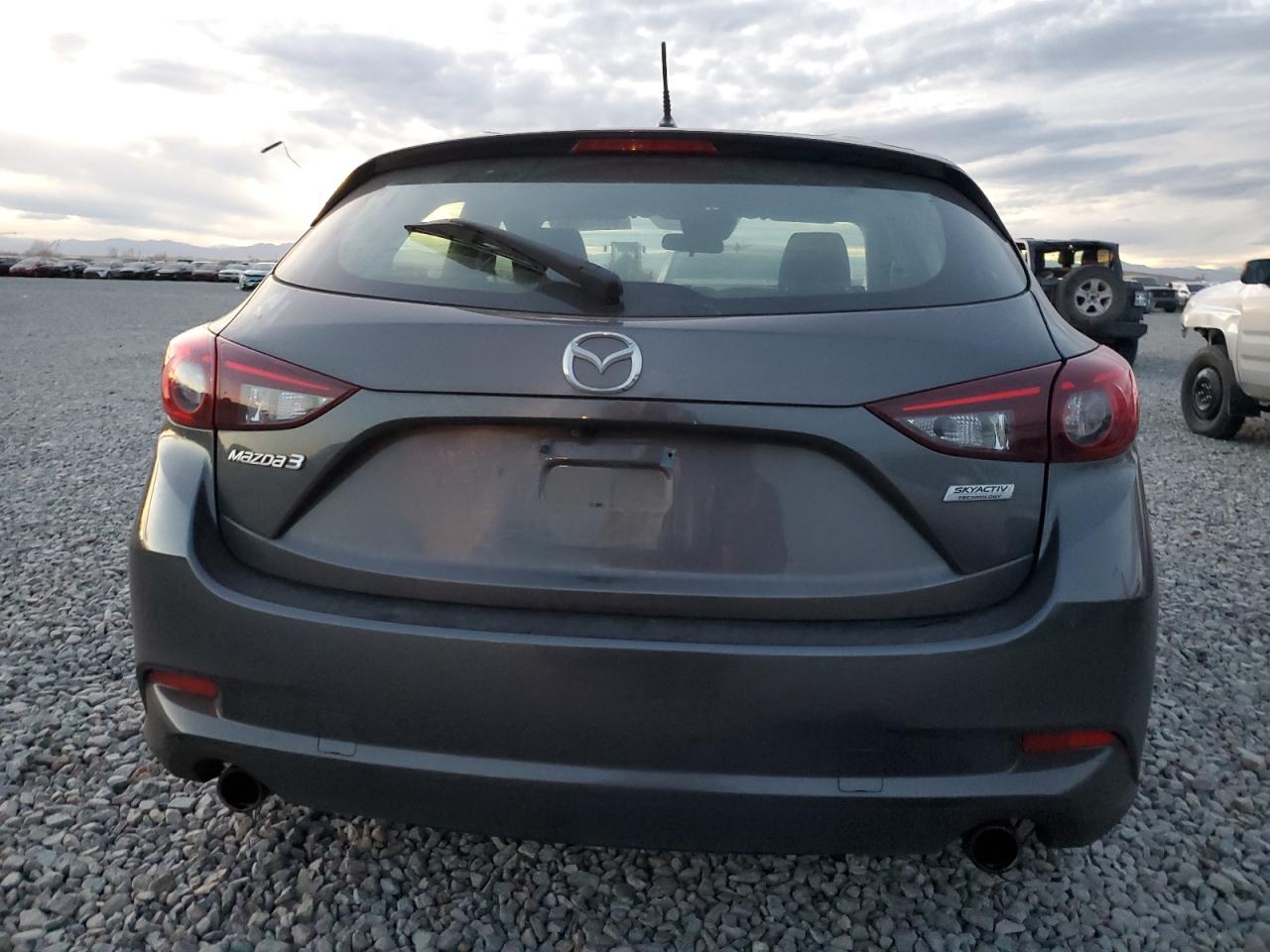 Mazda 3 Sport Image 2