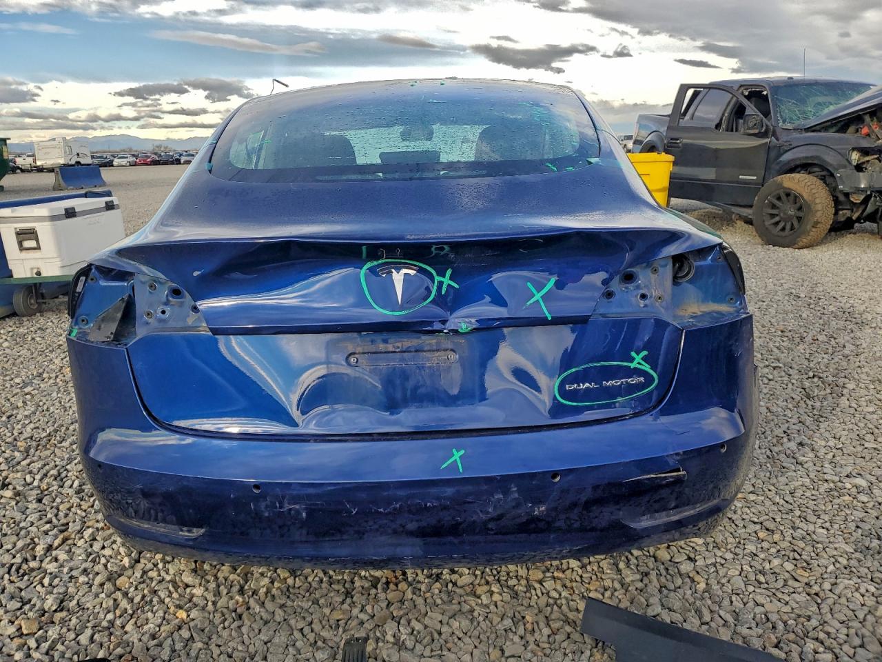 Tesla Model 3 Image 11
