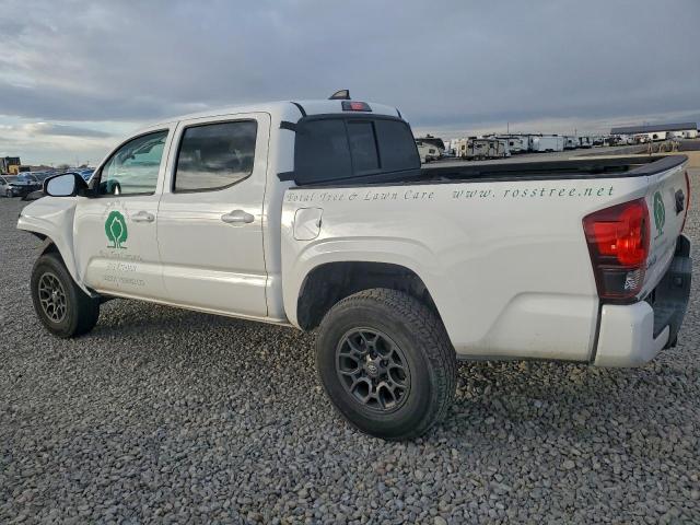 Toyota Tacoma Double Cab Image 7