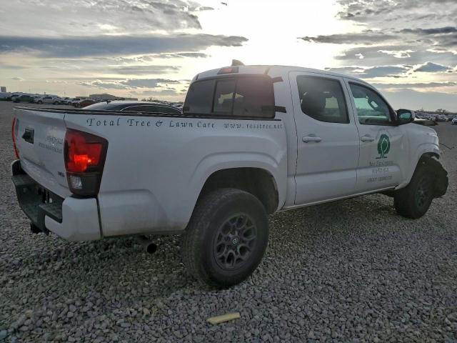 Toyota Tacoma Double Cab Image 11
