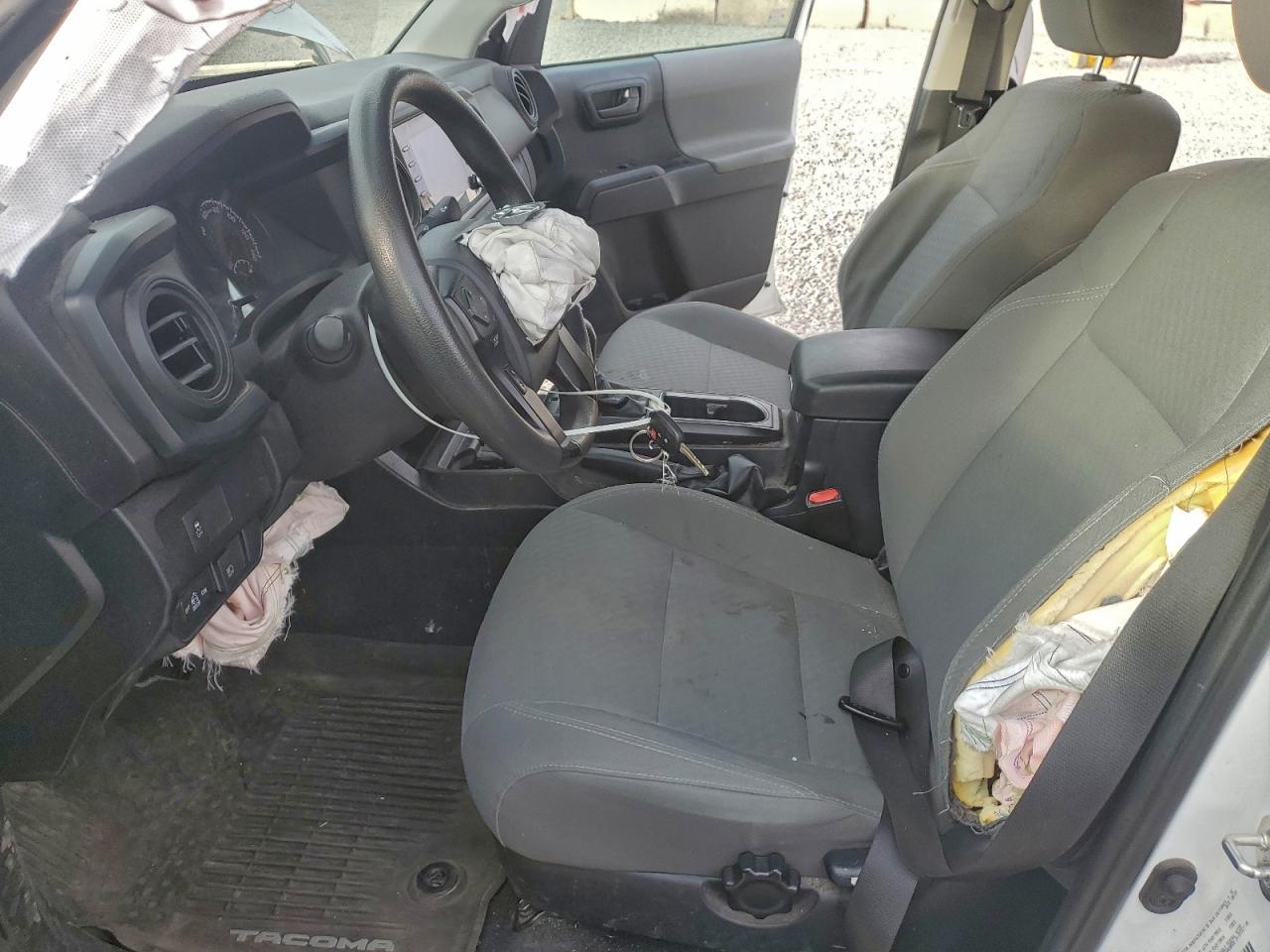 Toyota Tacoma Double Cab Image 5