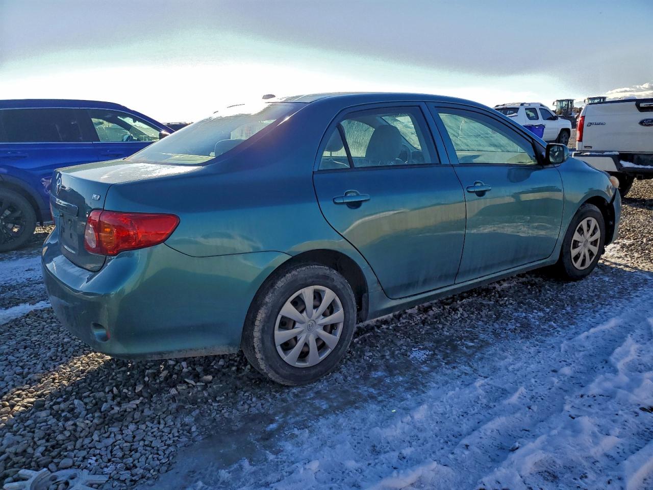 Toyota Corolla Base Image 2