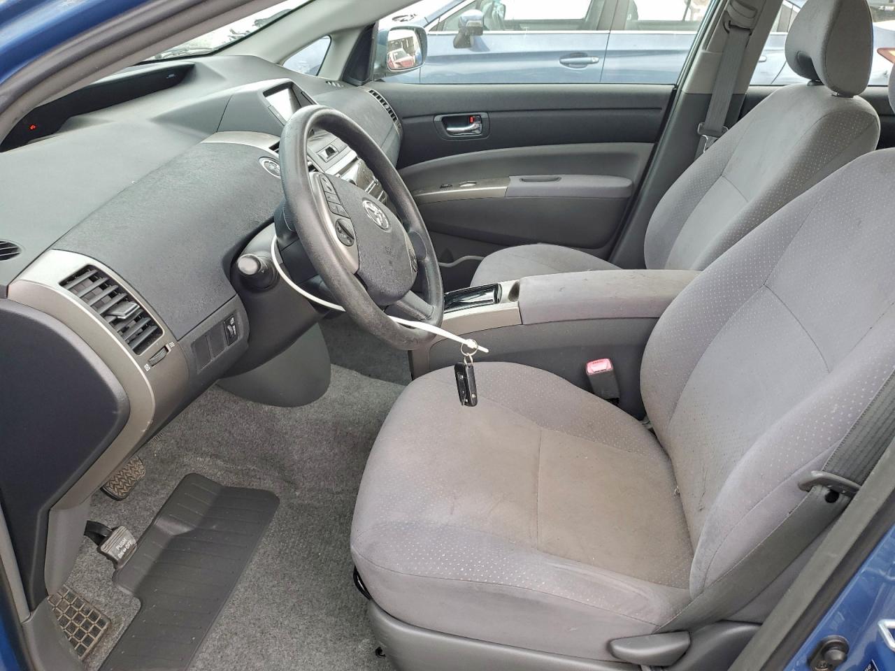 Toyota Prius Image 2