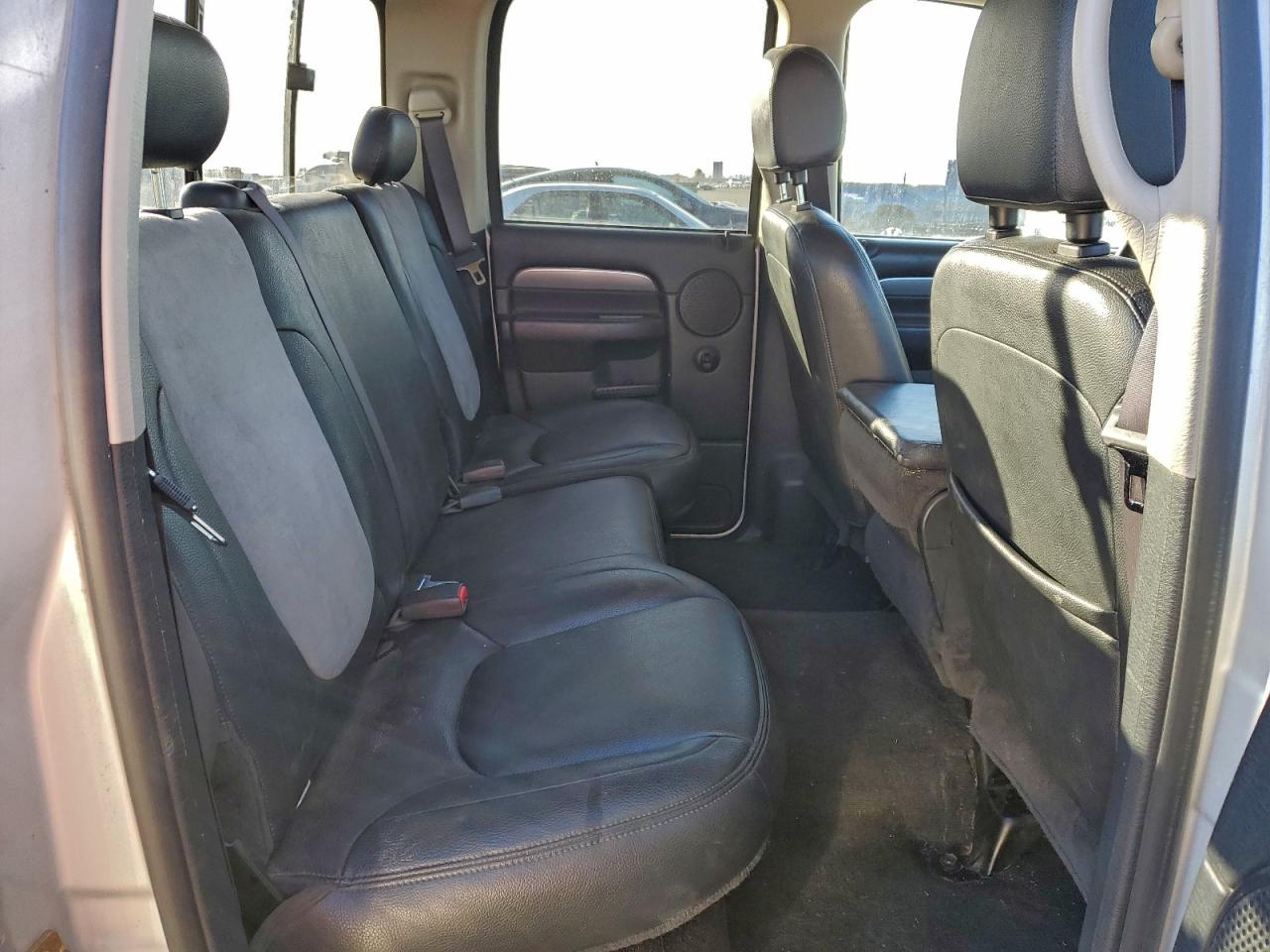 Dodge Ram 1500 St Image 12