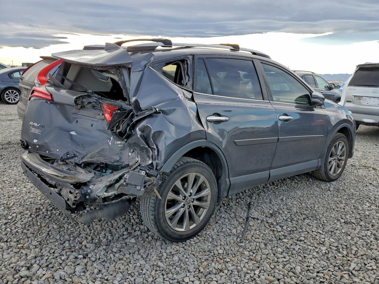 Toyota RAV4 Limited Image 13