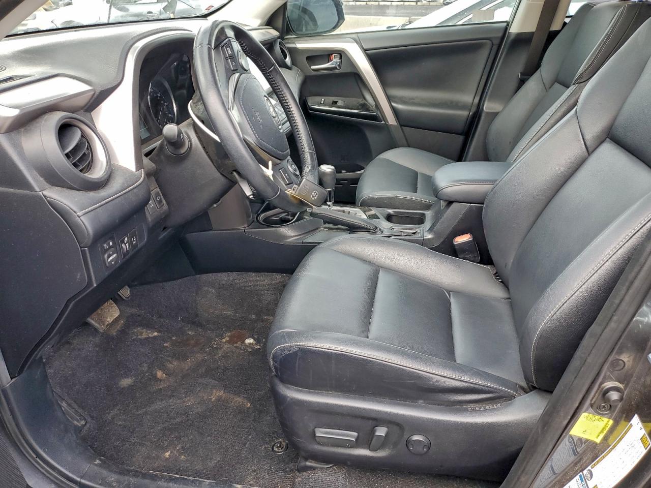 Toyota RAV4 Limited Image 8