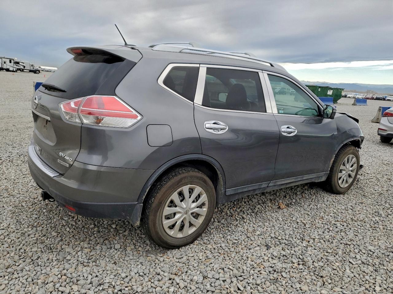 Nissan Rogue S Image 10