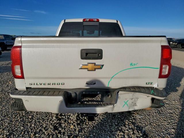 Chevrolet Silverado K1500 Ltz Image 2