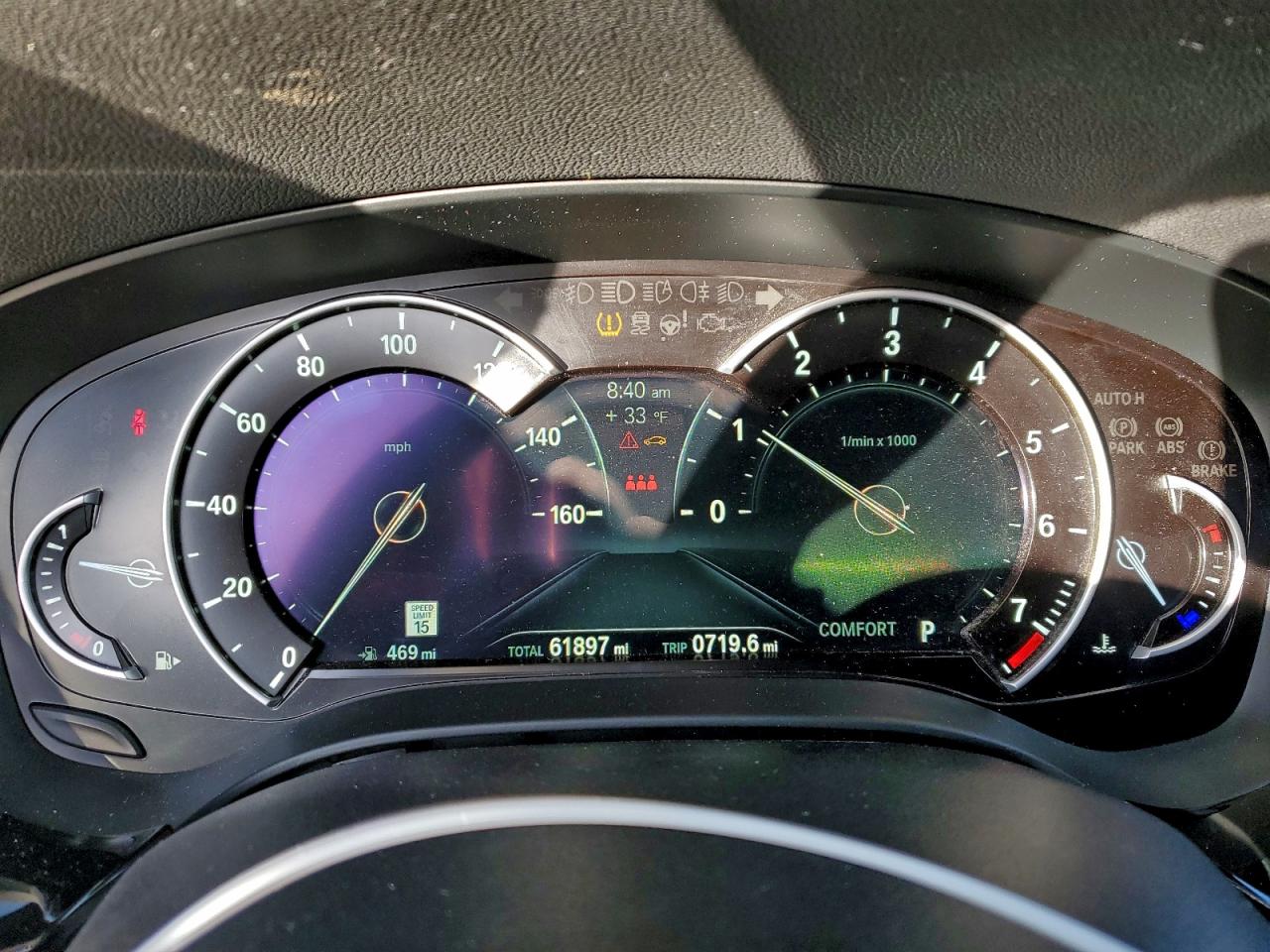 BMW 5 Series I Image 12