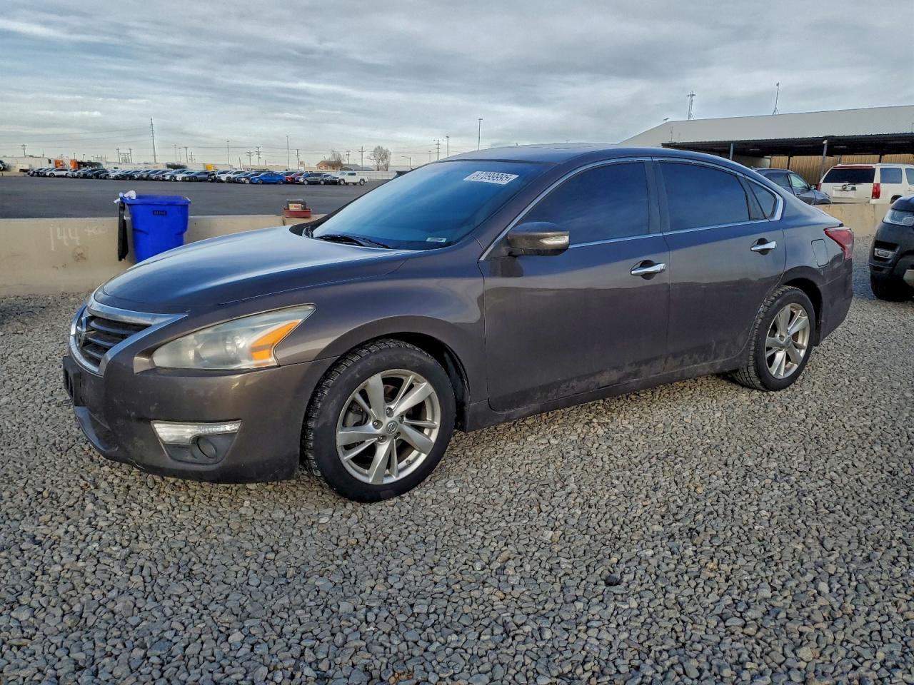 Nissan Altima 2.5 Image 1