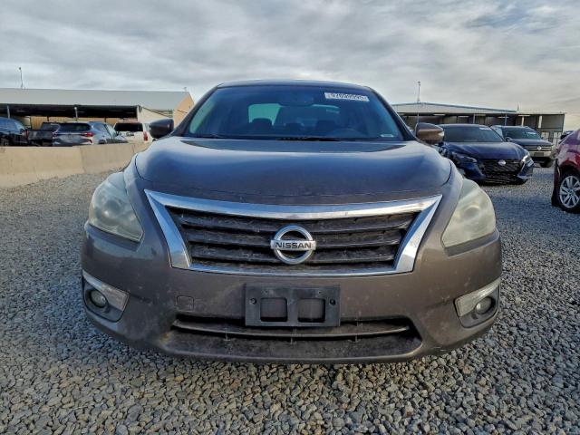 Nissan Altima 2.5 Image 10