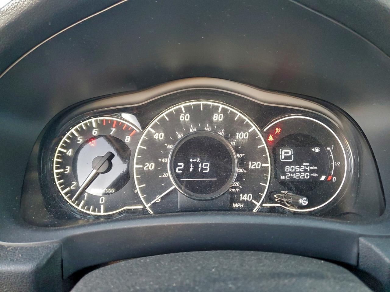 Nissan Versa S Image 4