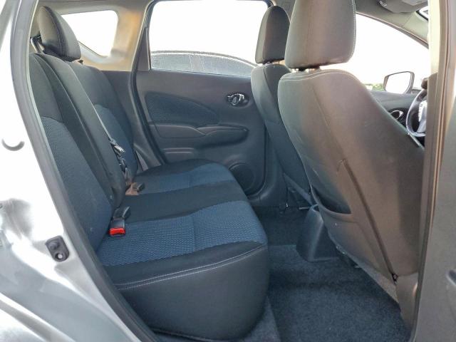 Nissan Versa S Image 9