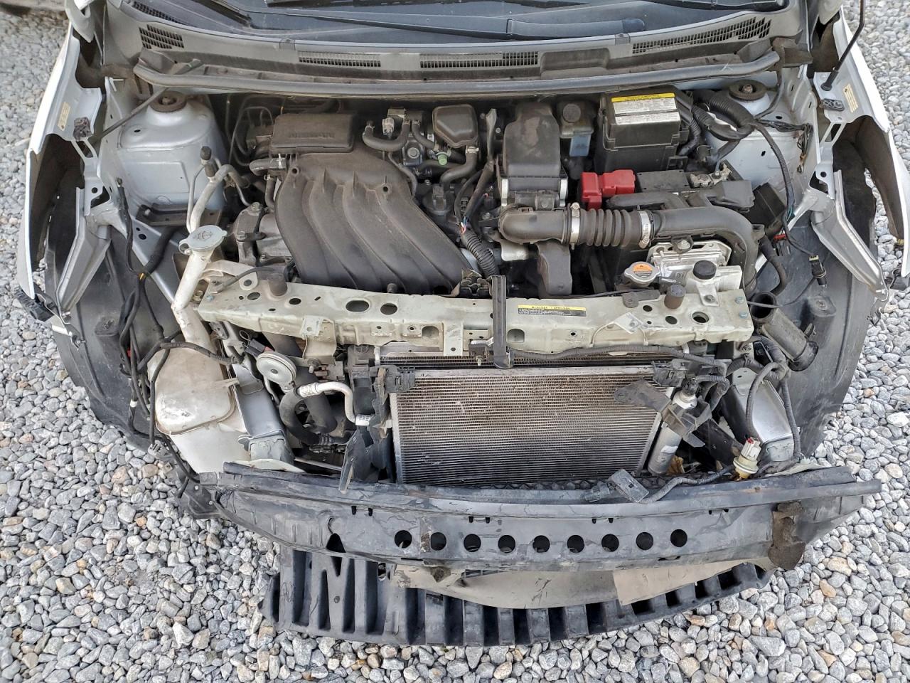 Nissan Versa S Image 13