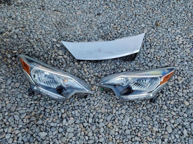 Nissan Versa S Image 11