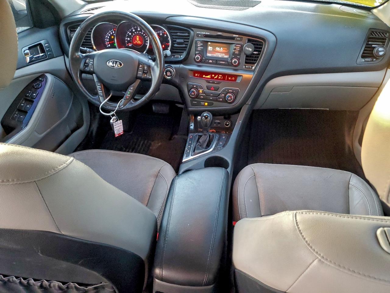 Kia Optima Ex Image 5