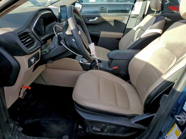 Ford Escape Titanium Image 9