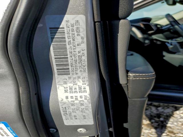 Jeep Grand Cherokee Latitude Image 4