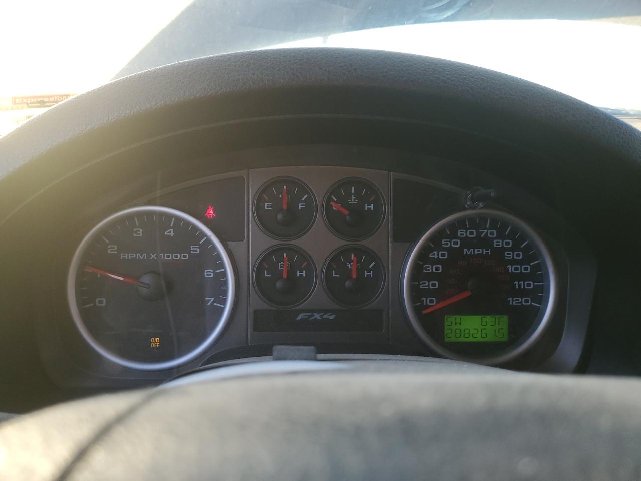 Ford F-150 Supercrew Image 10