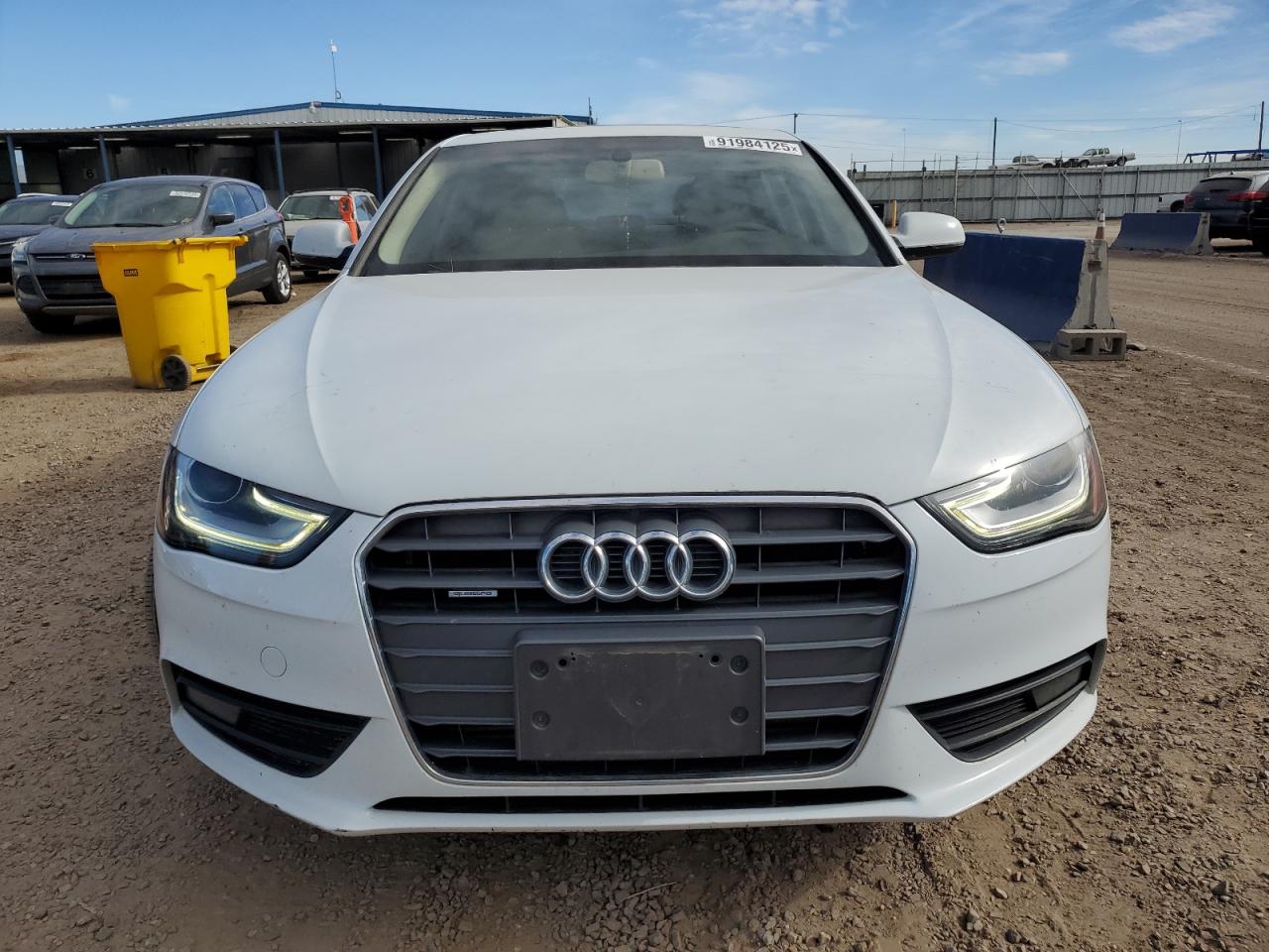 Audi A4 Premium Plus Image 11
