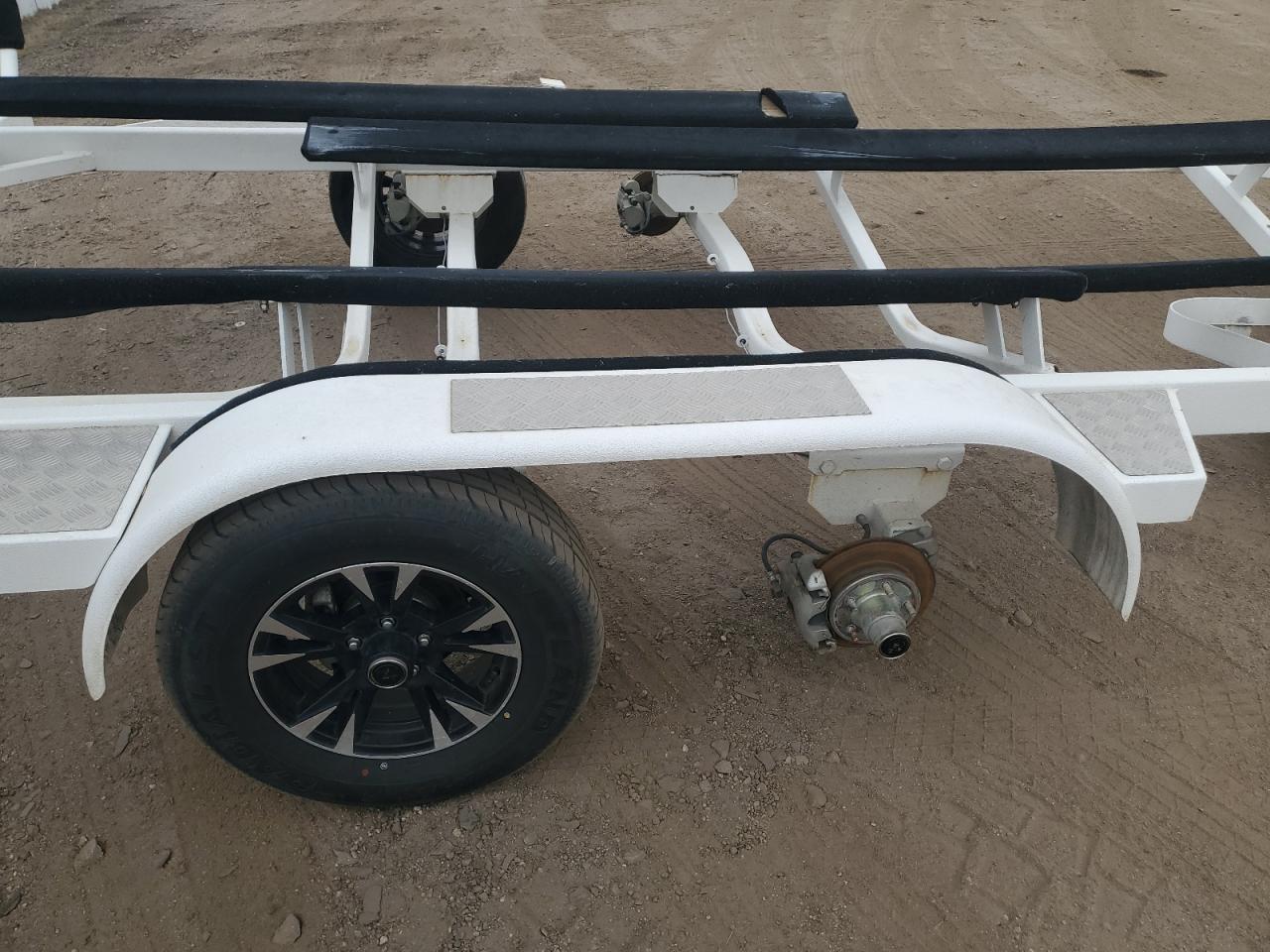 Extr Trailer Image 6