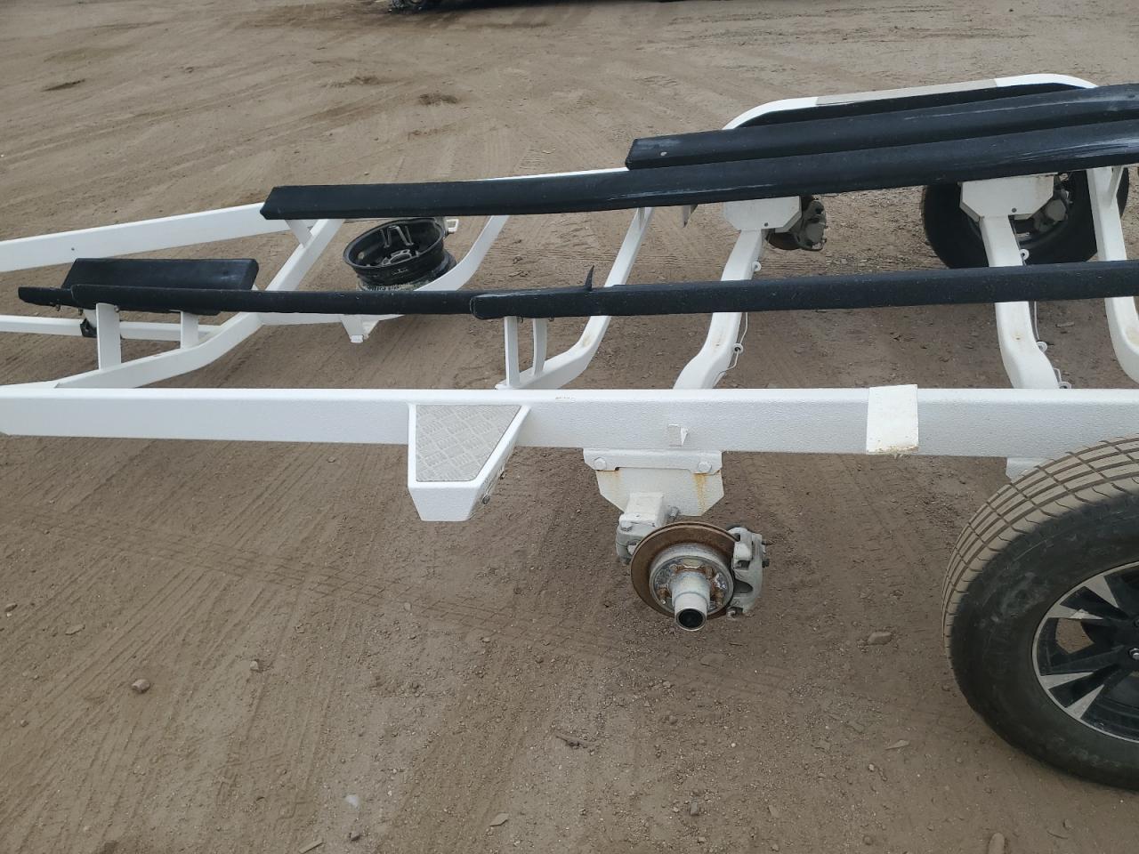 Extr Trailer Image 10