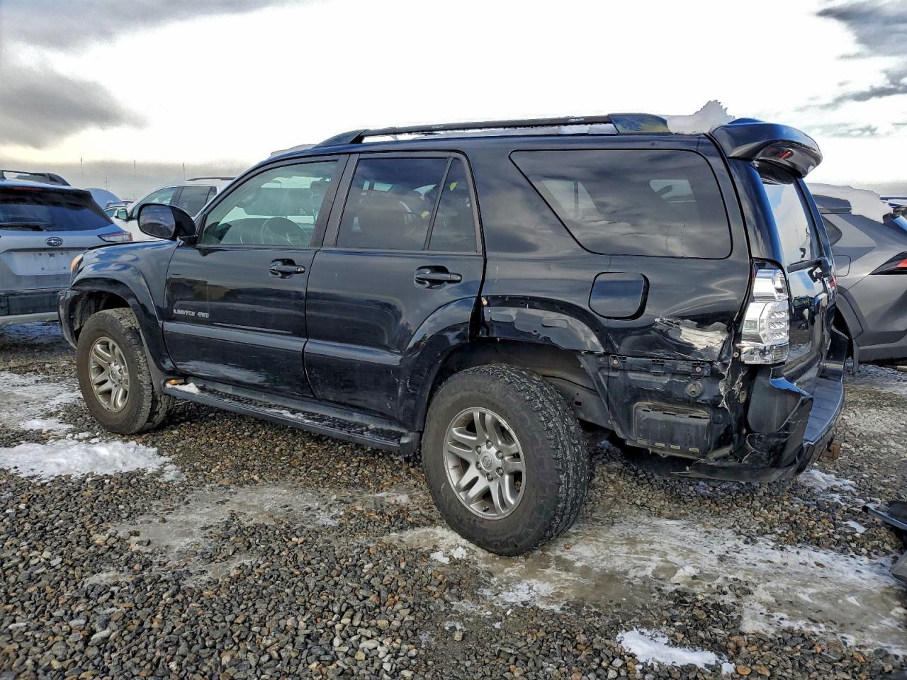 Toyota 4Runner Limited Image 5