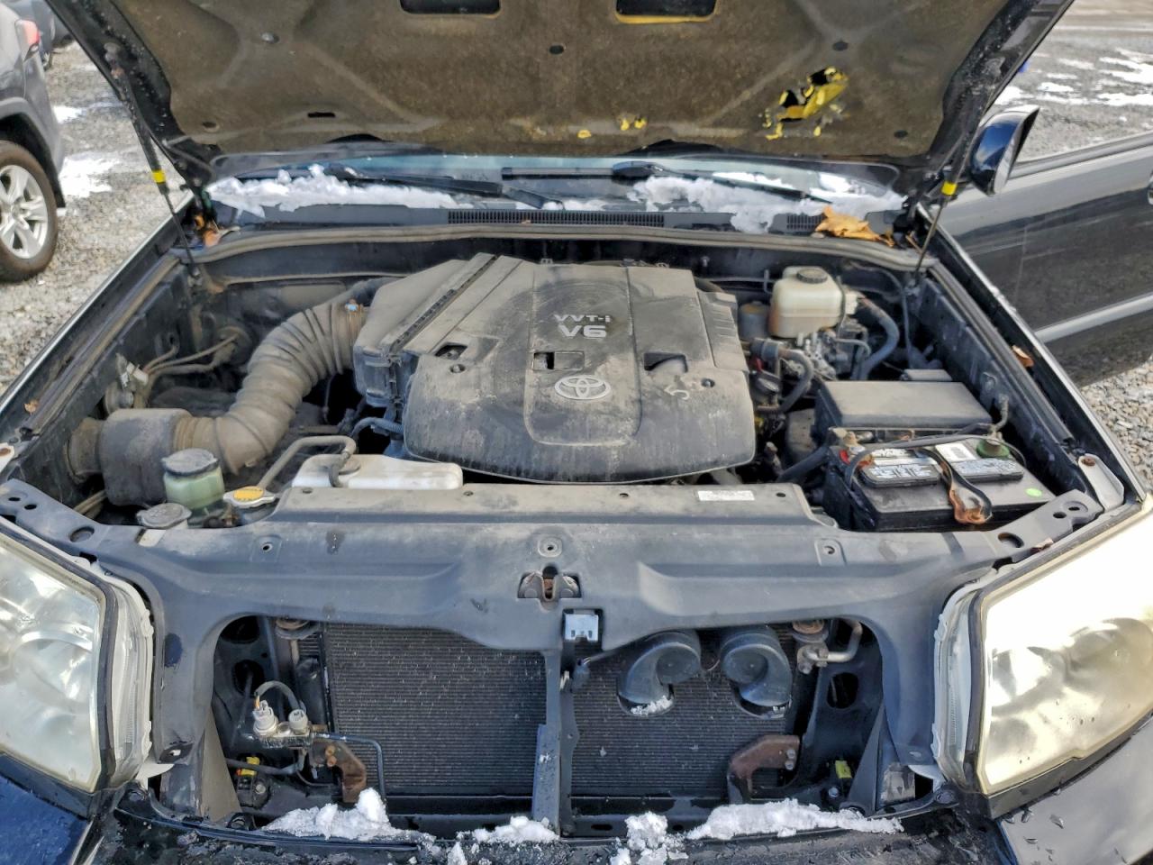 Toyota 4Runner Limited Image 11