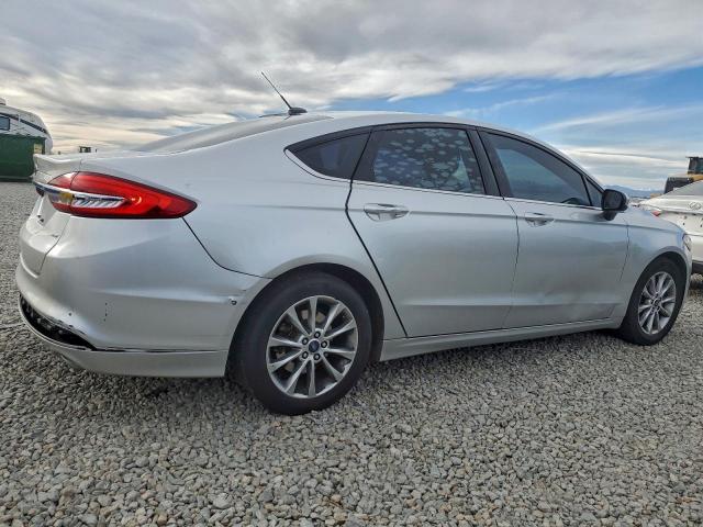 Ford Fusion Se Image 2