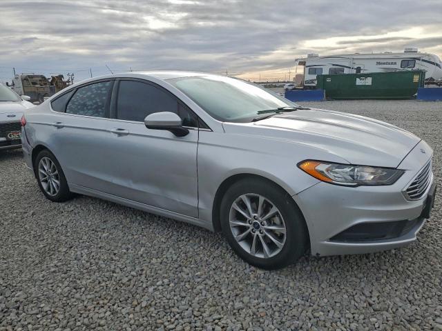 Ford Fusion Se Image 3