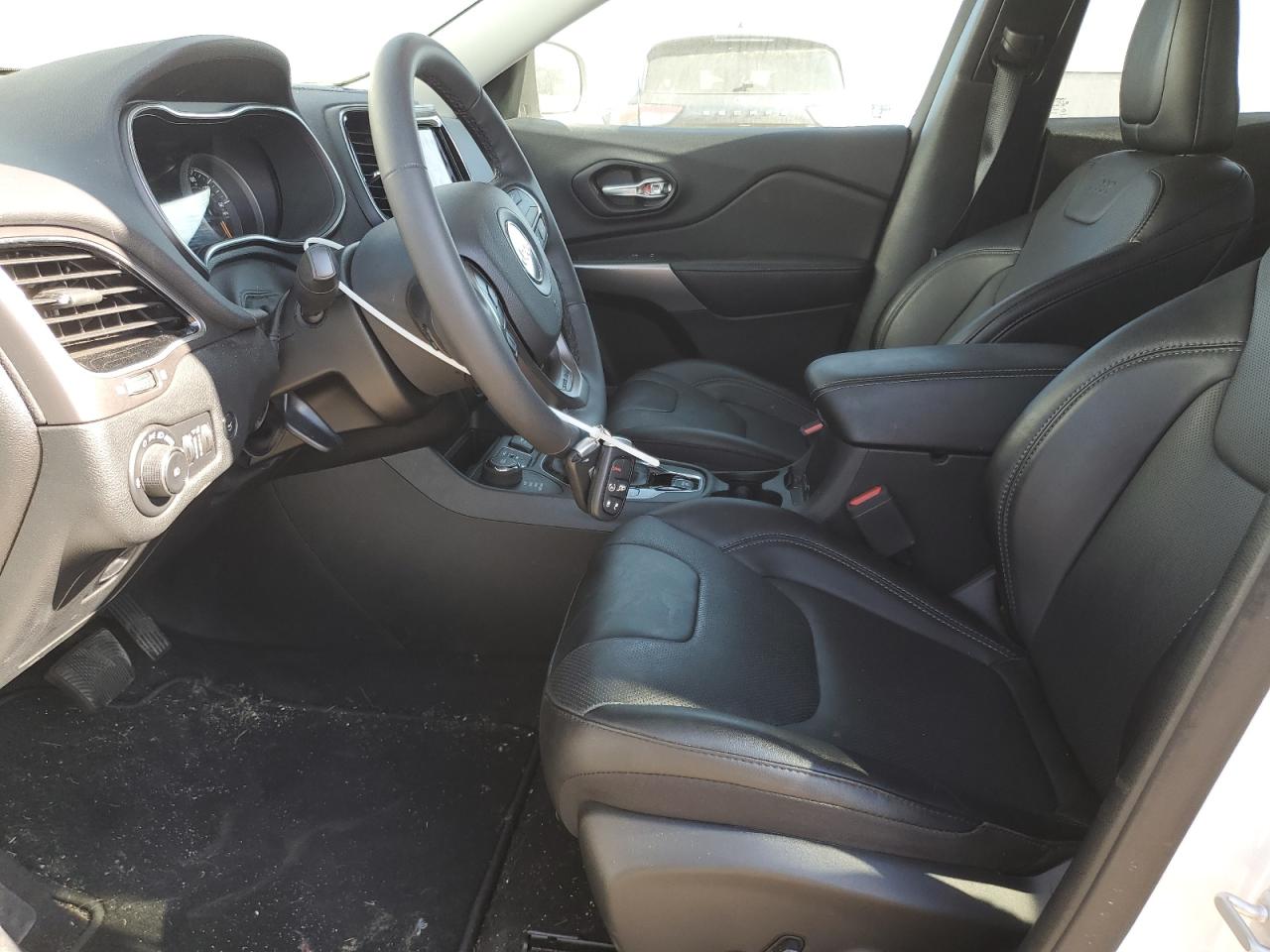 Jeep Grand Cherokee Limited Image 4