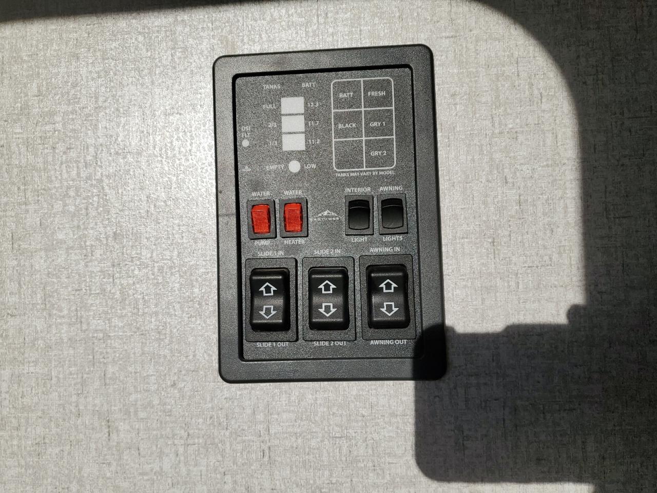 East To West Silverlake Image 5