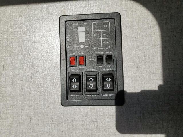 East To West Silverlake Image 5