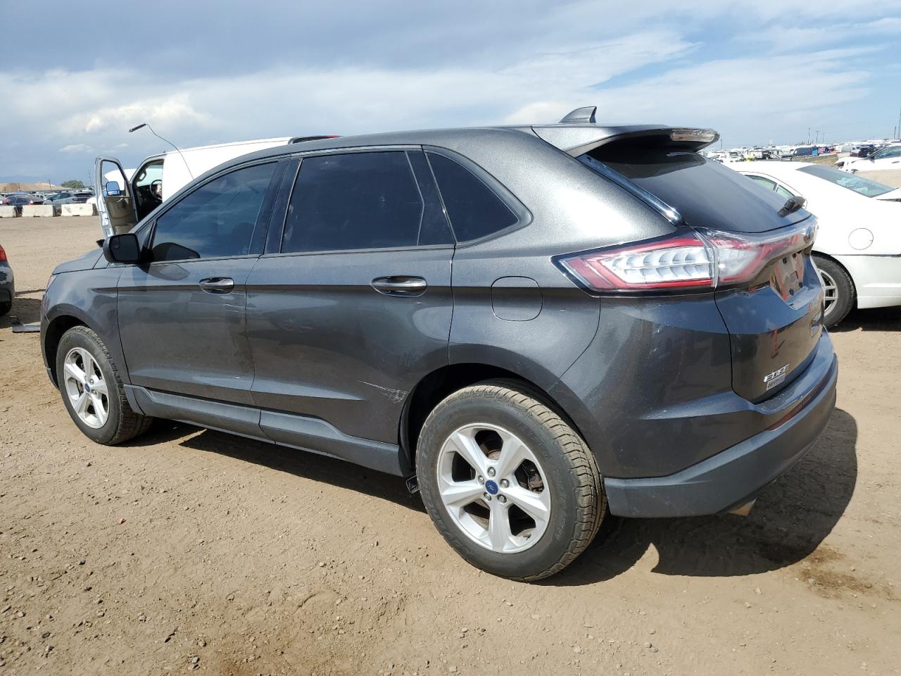 Ford Edge Se Image 2