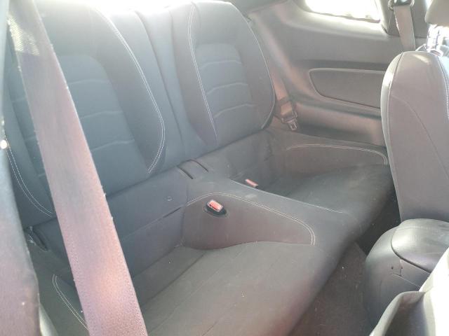 Ford Mustang Image 6