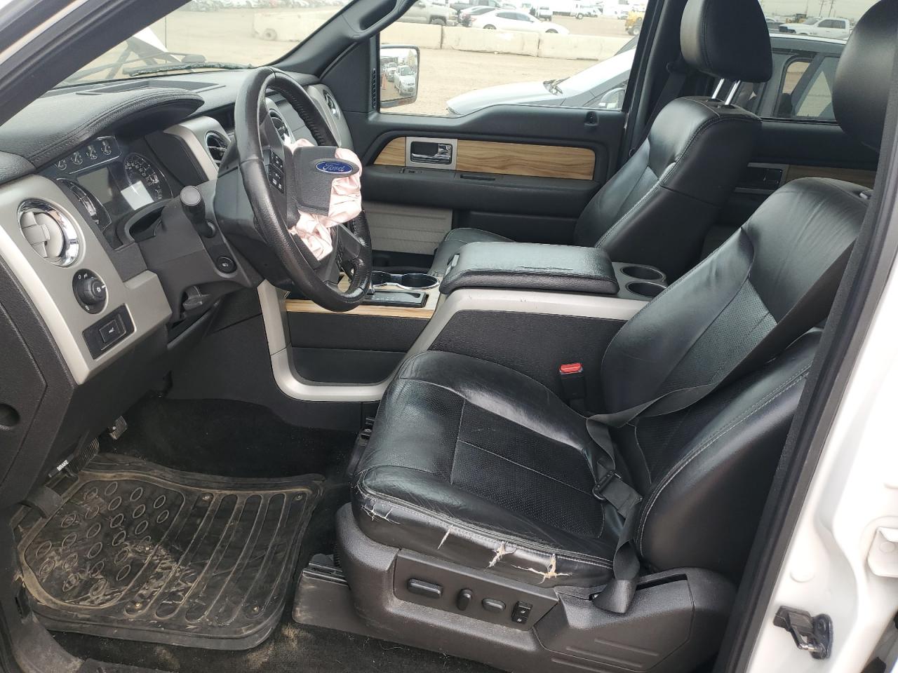 Ford F-150 Supercrew Image 6