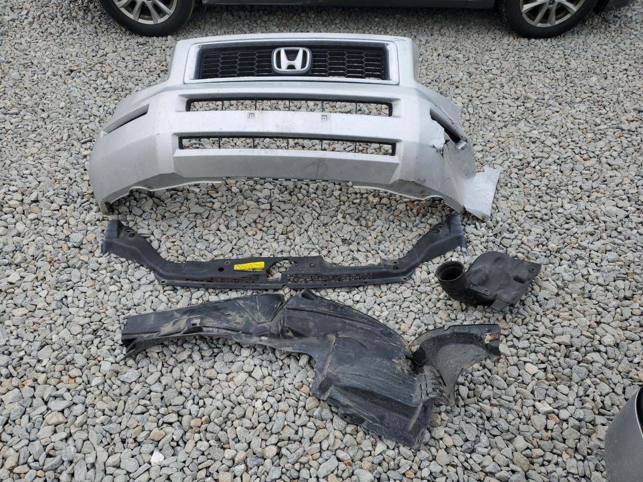 Honda Ridgeline Rtx Image 7