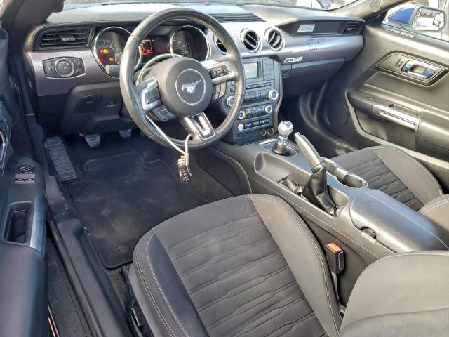 Ford Mustang Image 5