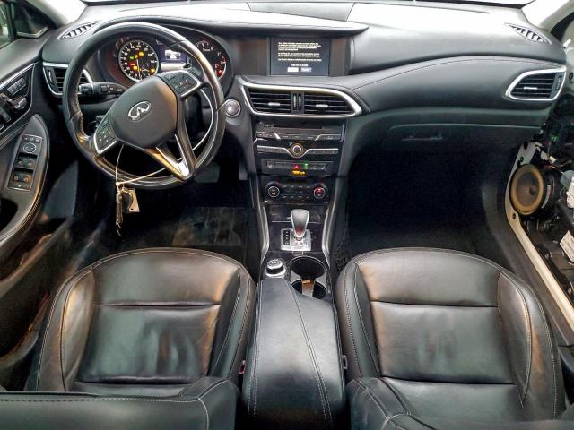 INFINITI Qx Base Image 9