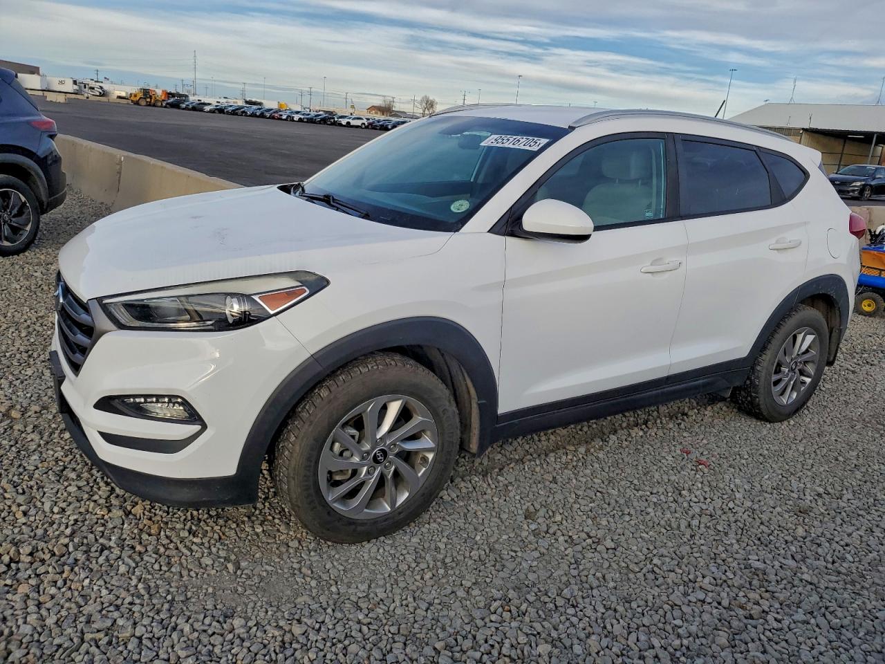 Hyundai TUCSON Limited Image 1