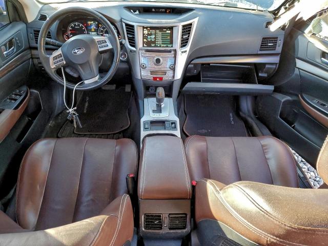 Subaru Outback 2.5i Limited Image 6