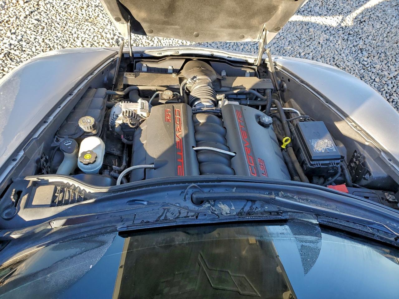 Chevrolet Corvette Image 9